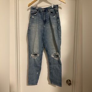 American Eagle Outfitters High Rise Curvy Mom Jeans